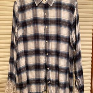 Soft thin flannel with lace accents